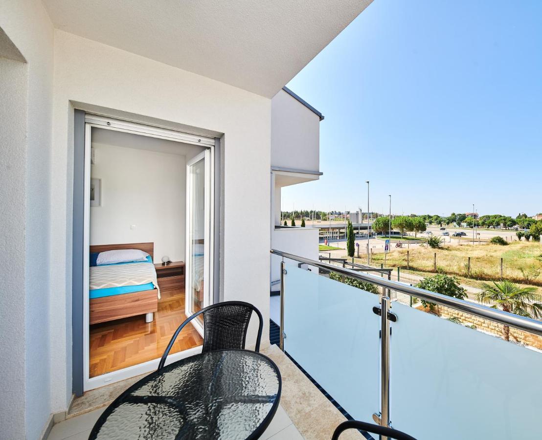 Ferienwohnung Sommer Novigrad Istria Exterior foto