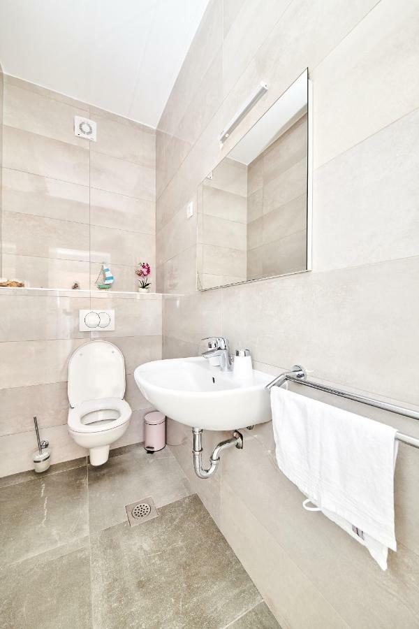 Ferienwohnung Sommer Novigrad Istria Exterior foto